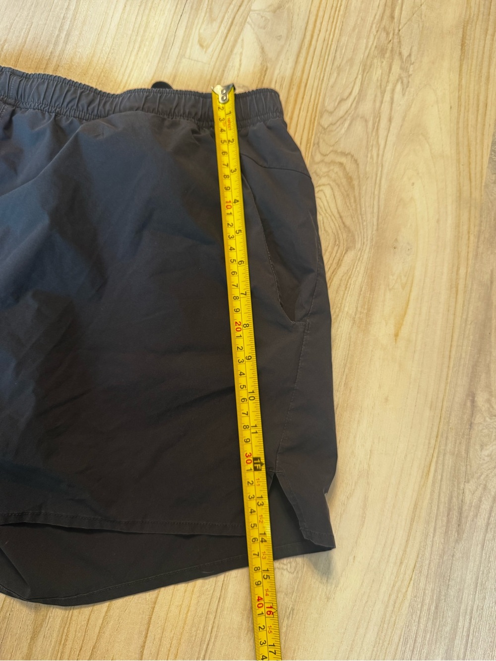 On Cloud Women's Black Athletic Running Shorts - Lightweight Performance - Picture 8 of 8